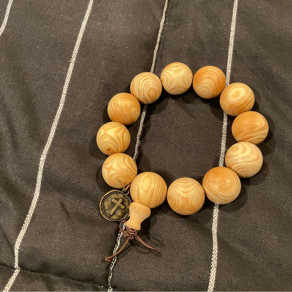 Wood bean bracelet